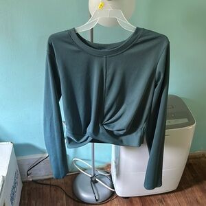 Long sleeve workout shirt